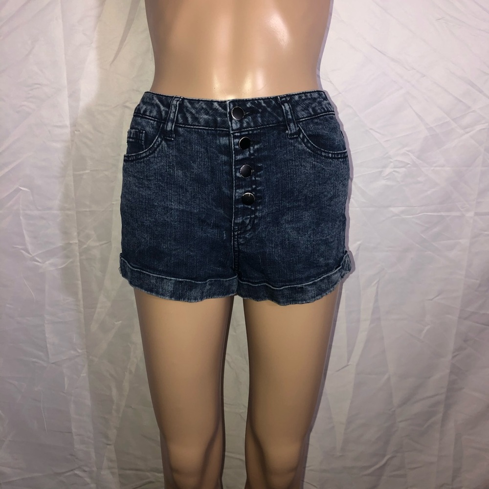 Forever 21 shorts; High waisted Shorts